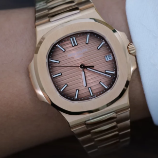 3K공장 파텍필립 노틸러스 브라운 다이얼 로즈골드 5711