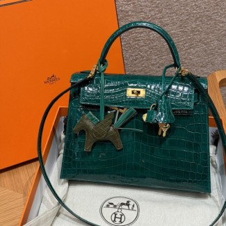 올수공 에르메스 켈리 28 6Q/Vert Emeraude 악어 가죽 골드 하드웨어
